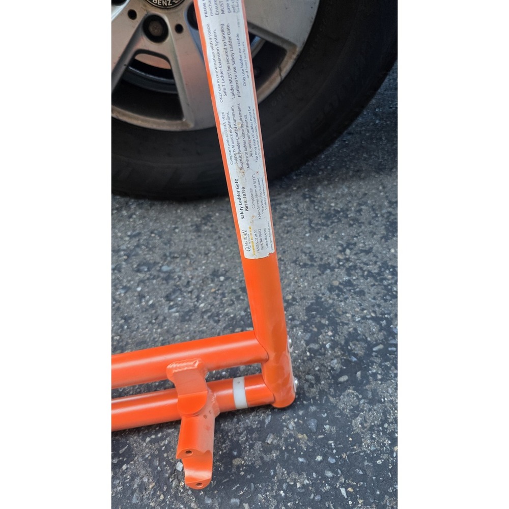 Guardian Fall Protection 10798 - Safe-T Ladder Gate - Picture 4 of 7
